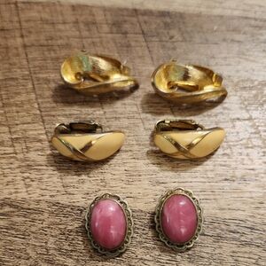 Vintage Clip On Earrings Set